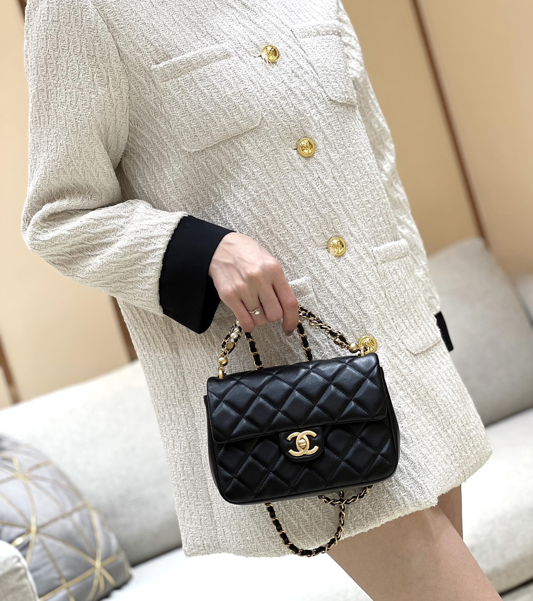 Chanel 24P Spring/Summer Preview Series Limited Edition Pearl Bag AS4384 00138