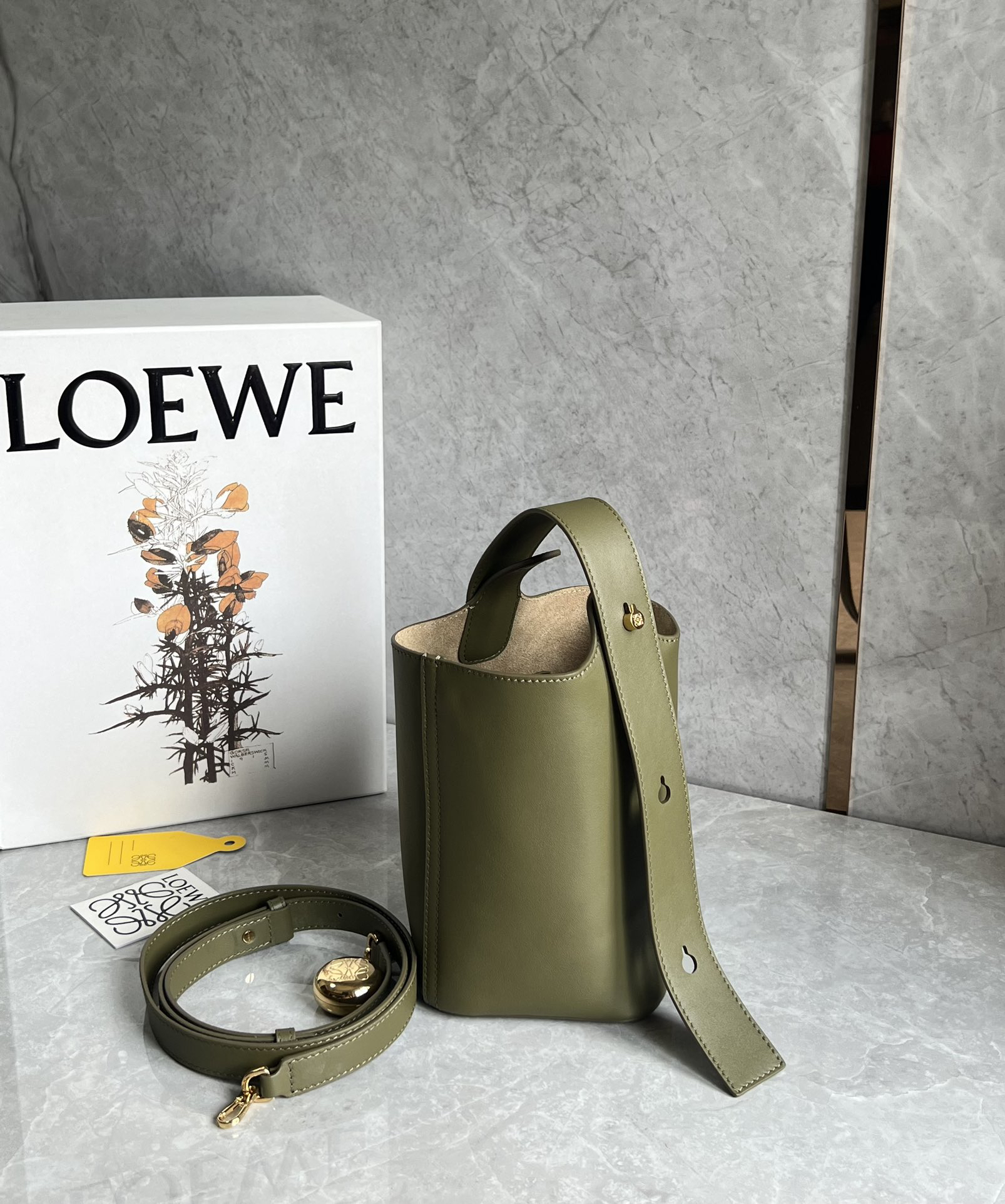 Loewe Pebble mini bucket bag 0705