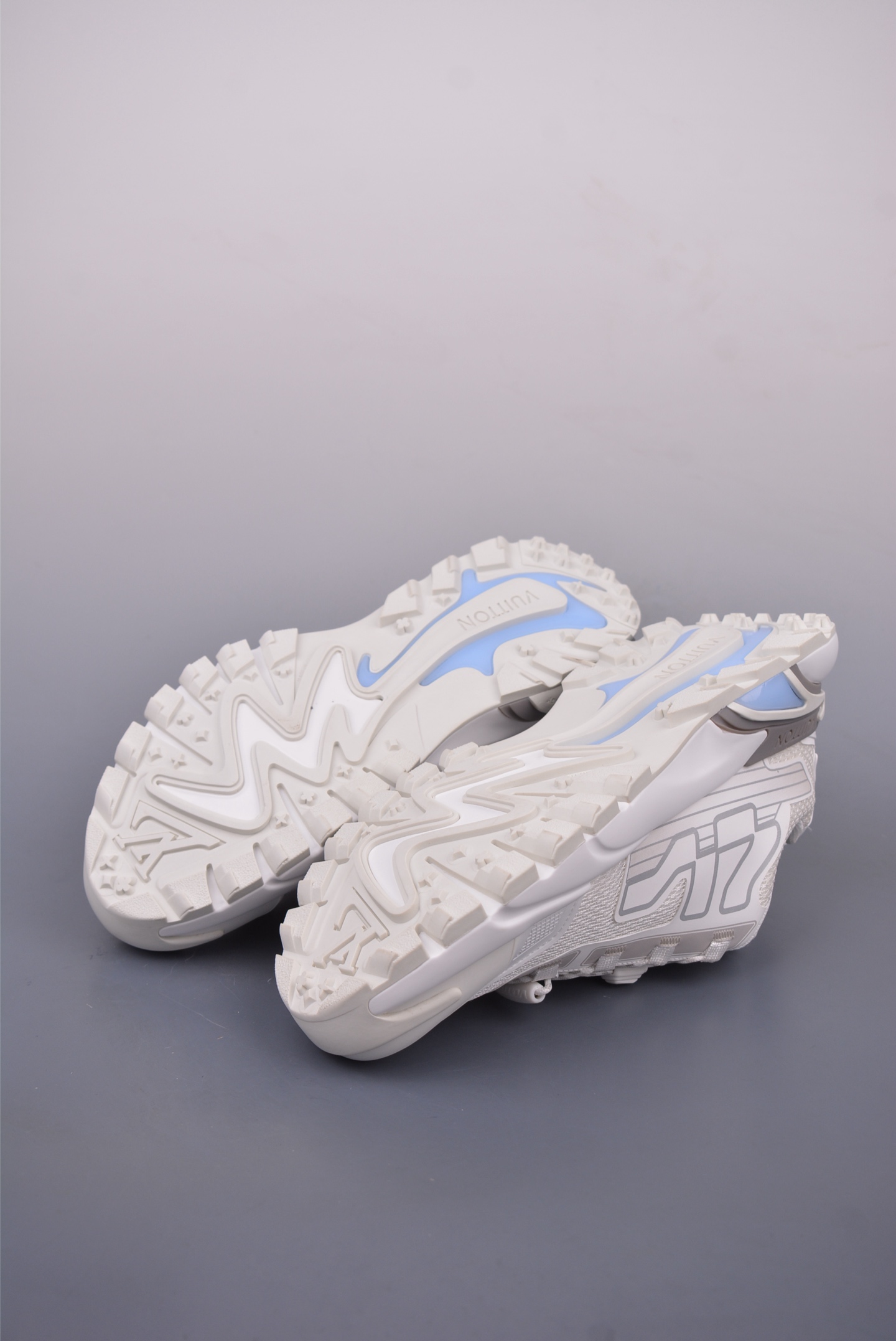 Louis Vuitton Runner Tatic 