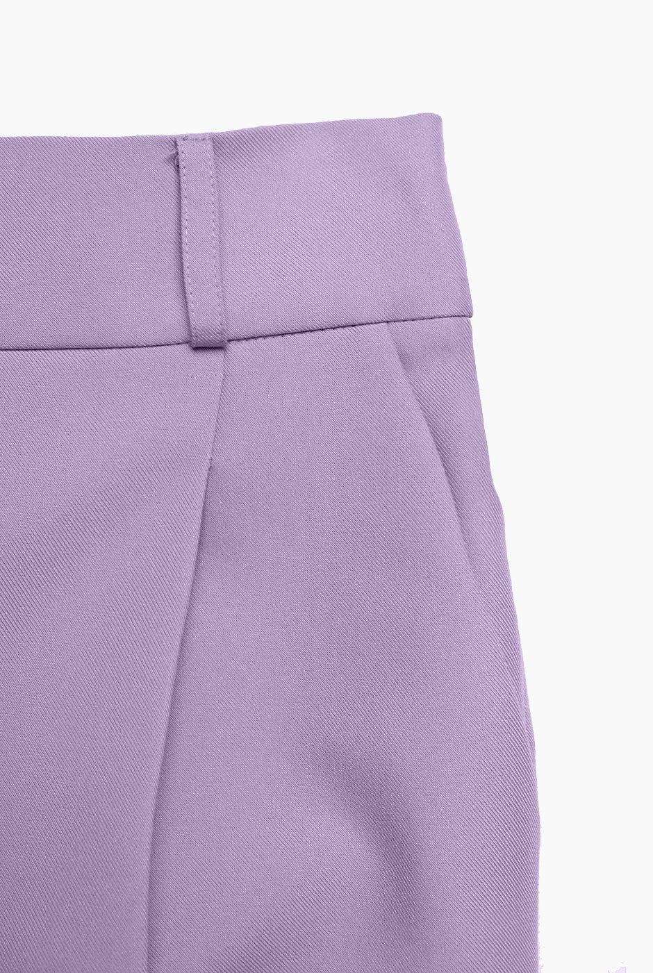 Pantalon sastreado en tono lila