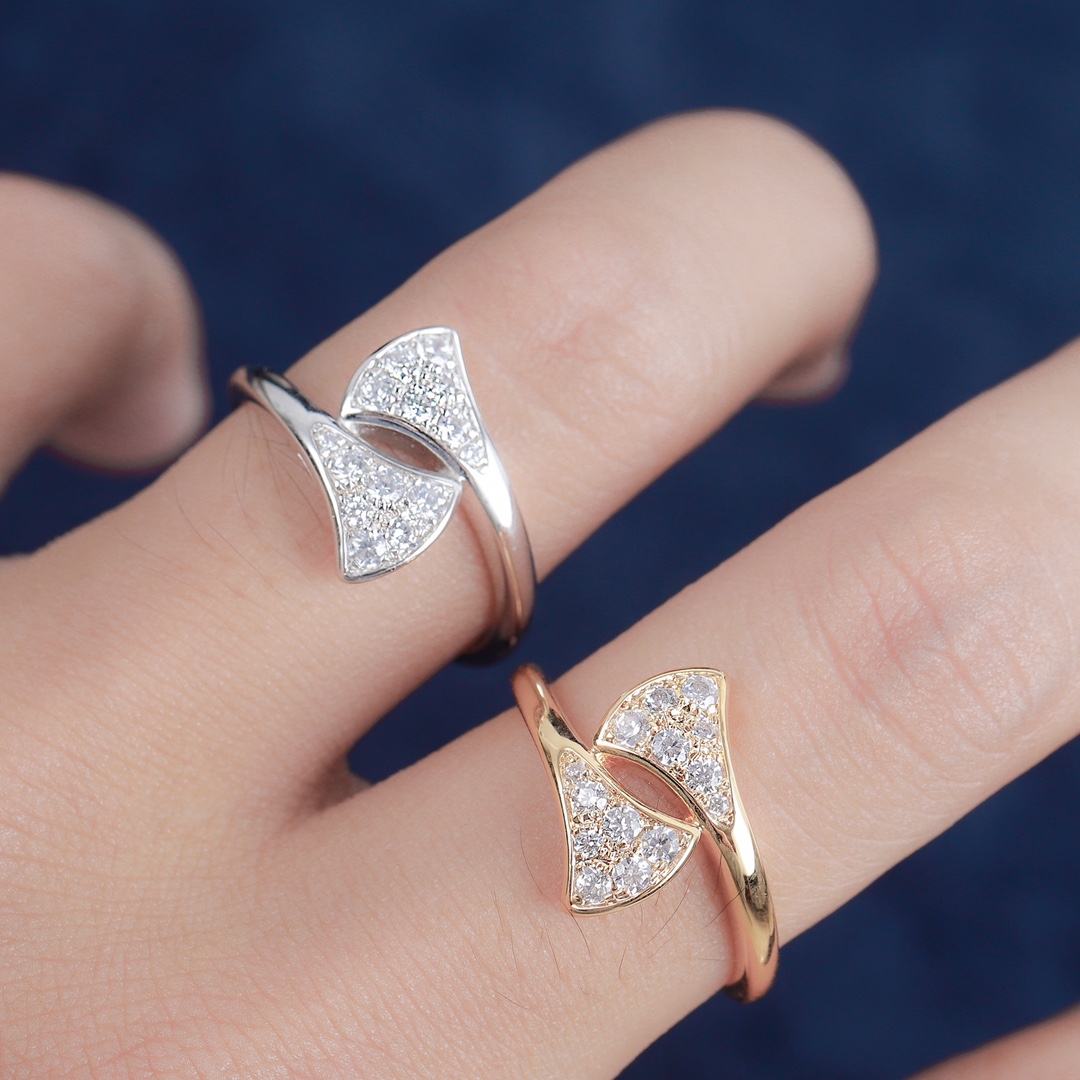 Bulgari Divas Dream Series Fan-Shaped Diamond Ring