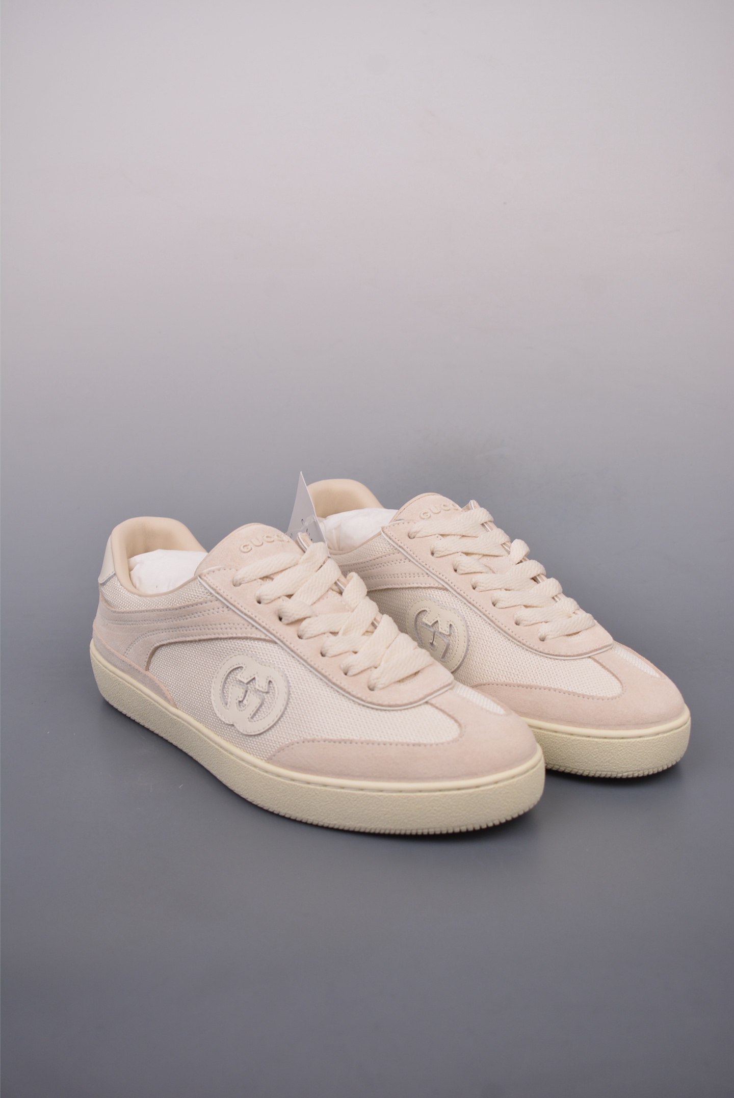 Gucci Interlocking G Suede Sneaker G74 off-white