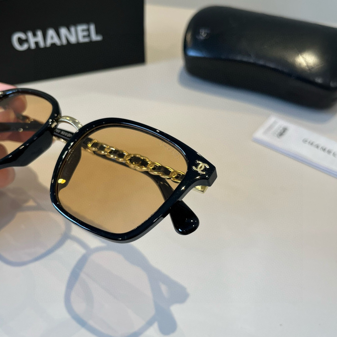 Chanel round frame sunglasses