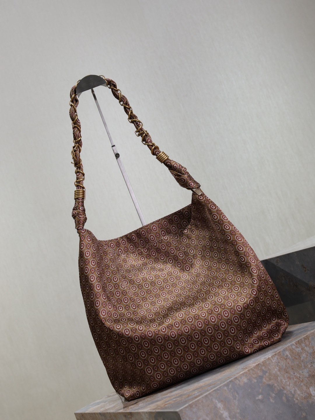 Yves Saint Laurent AMALIA·Jacquard Handbag 834750