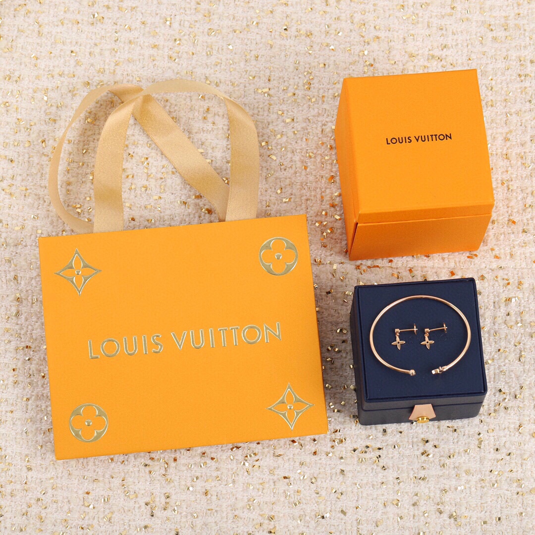 Louis Vuitton Slim Open Bracelet