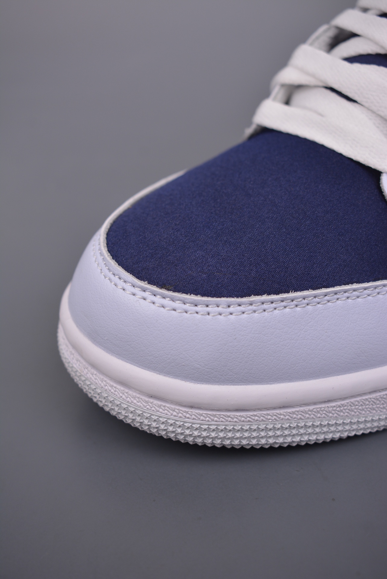 Air Jordan 1 Low White Blue Toe  FZ8778-044