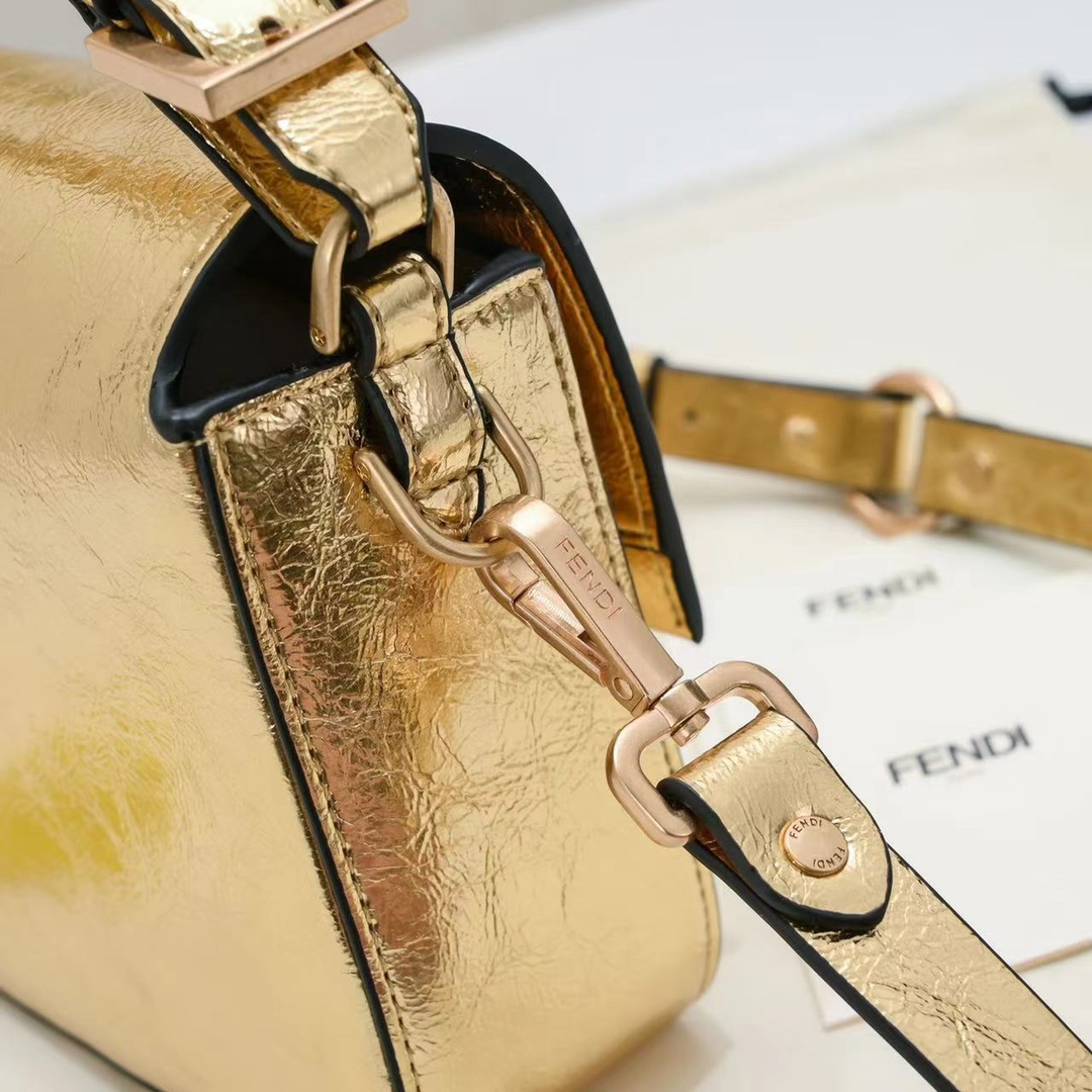 FENDI BAGUETTE handbag 6809