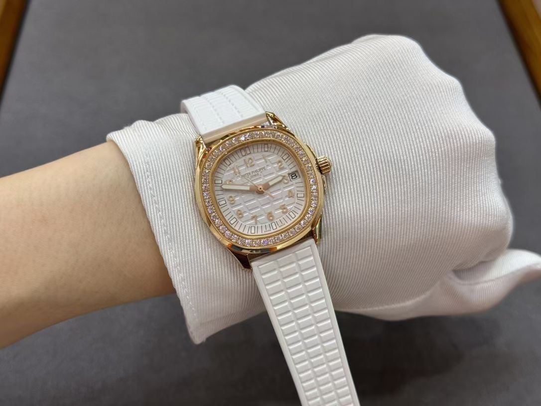 Patek Philippe Factory New AQUANAUT Series