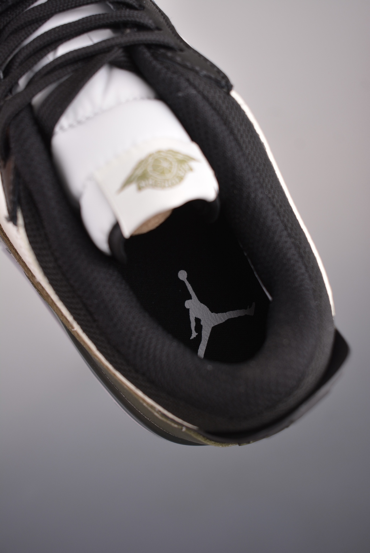 Air Jordan Legacy 312 Low Sail Medium Olive CD7069-120