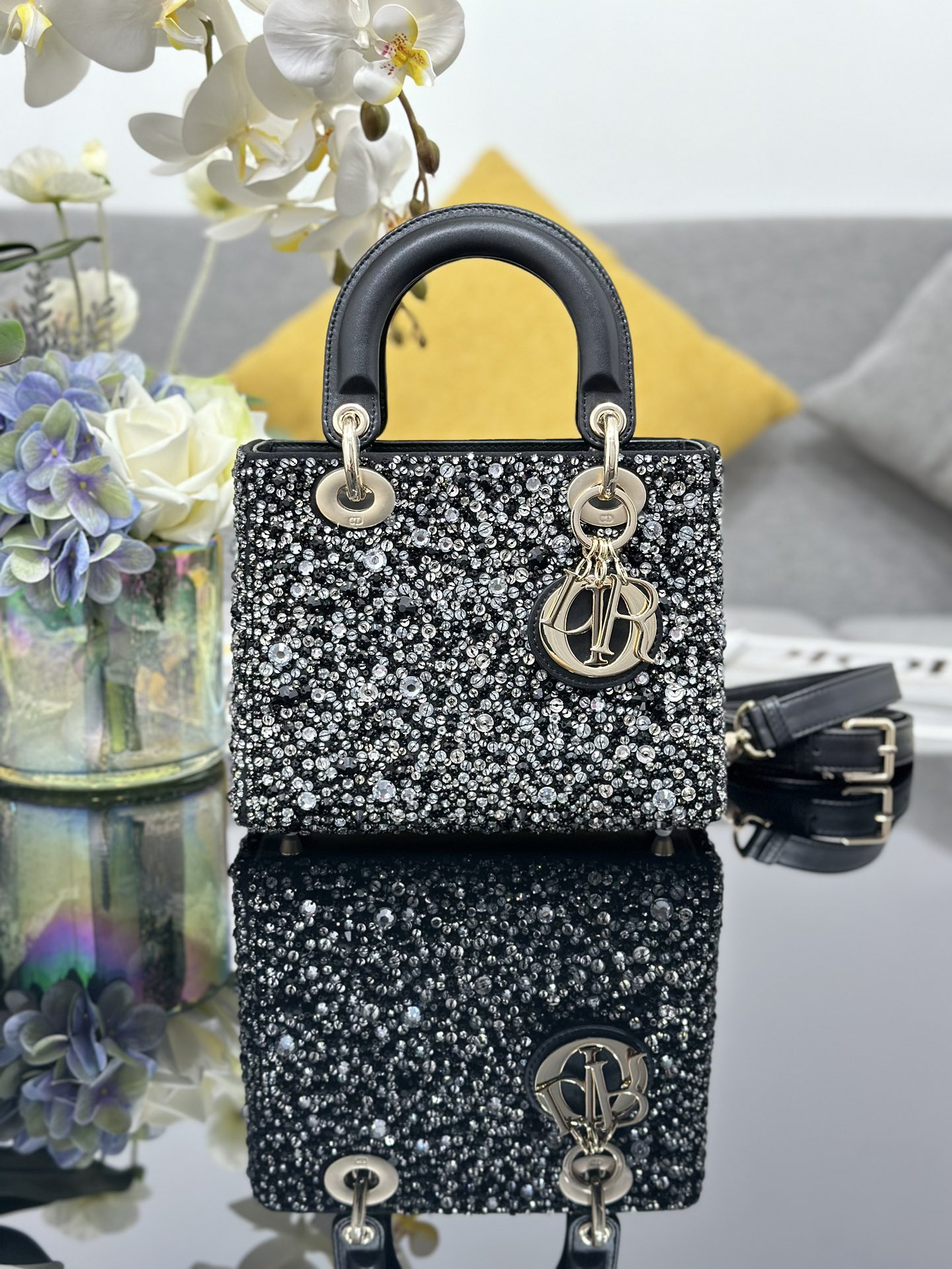 Dior Lady four-grid embroidery diamond black Princess Diana bag M0538