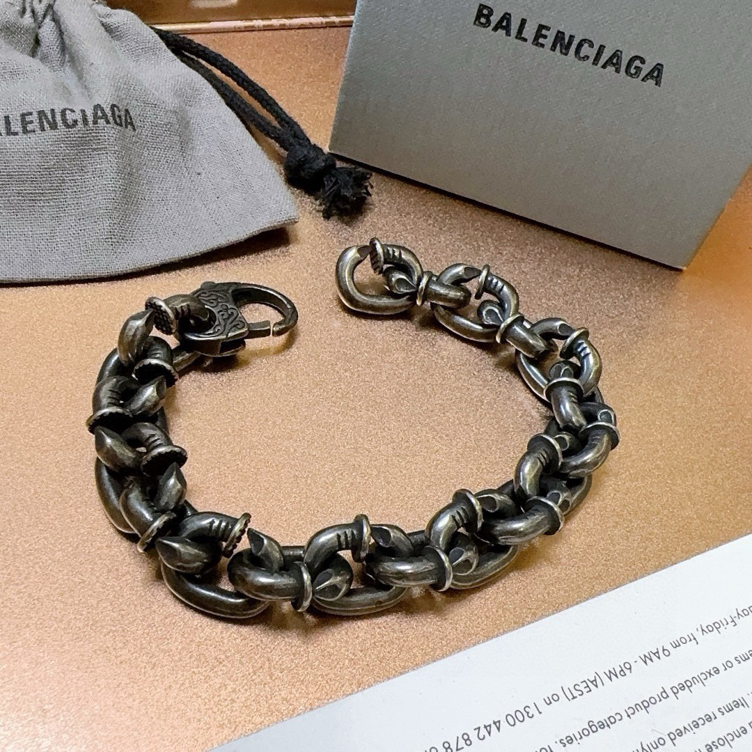 Balenciaga nail chain bracelet