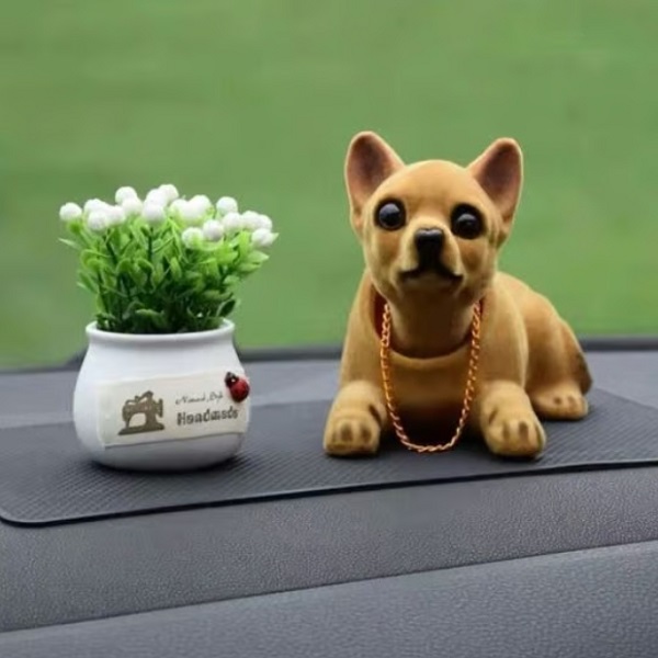 🎁For Animal Lovers -🐶 Funny Car Dog Ornament