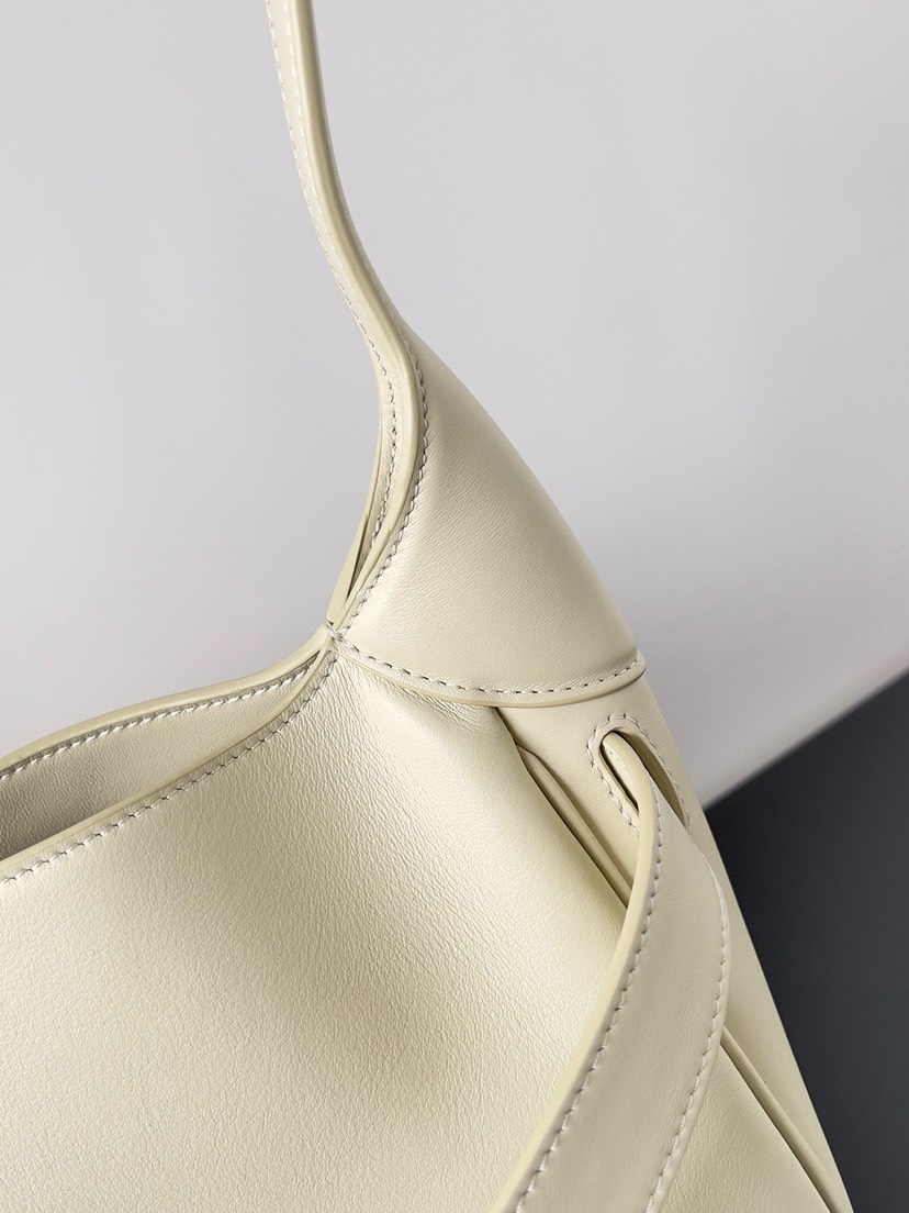 Balenciaga Bel Air shoulder bag