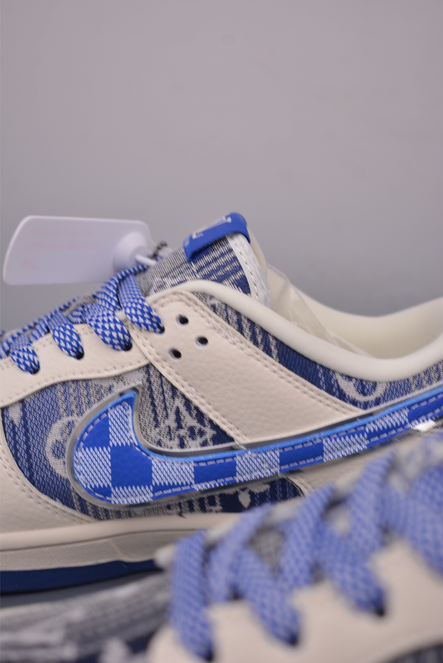 LV x Nike SB Dunk Low 