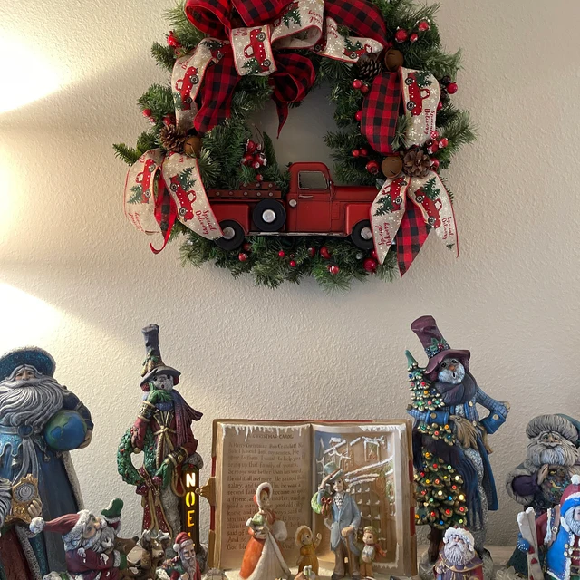 Red Truck Christmas Wreaths