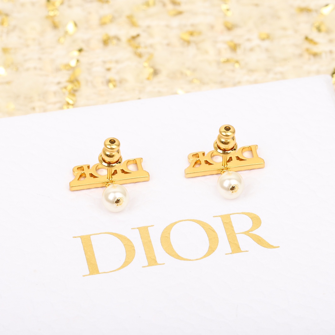 Dior Alphabet Pearl Stud Earrings