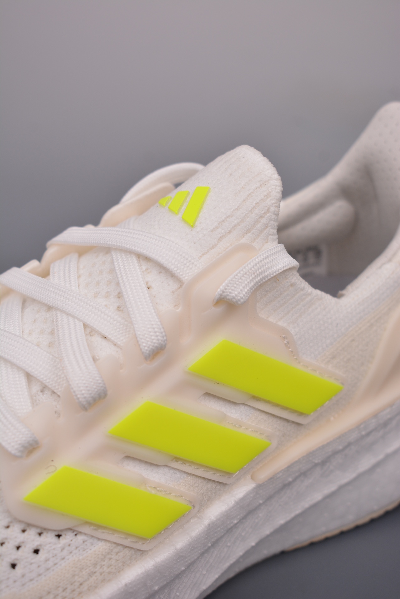 Adidas Ultra Boost 5X Cloud White 2025 ID8843