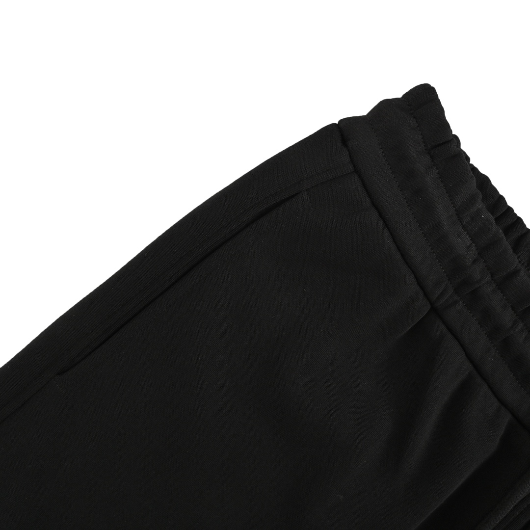 Loewe 24Fw heavy-cut embroidered logo patchwork trousers