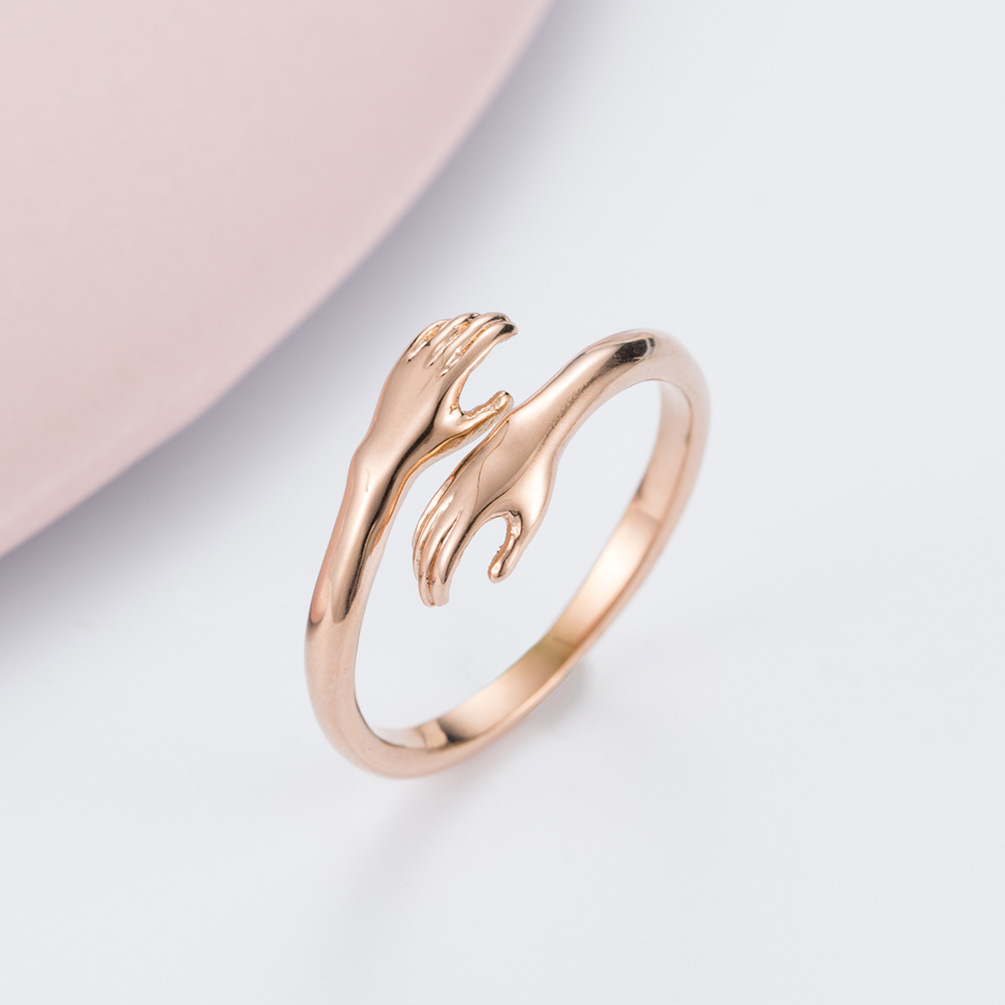 ADJUSTABLE HUG RING