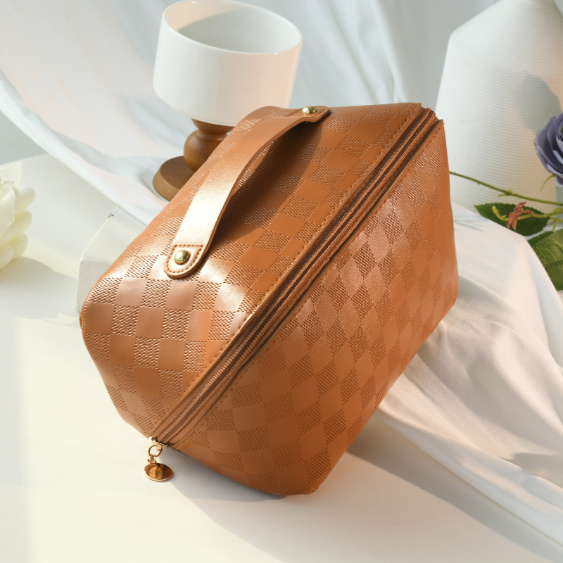 HOT SALE🔥Large-capacity Travel Cosmetic Bag