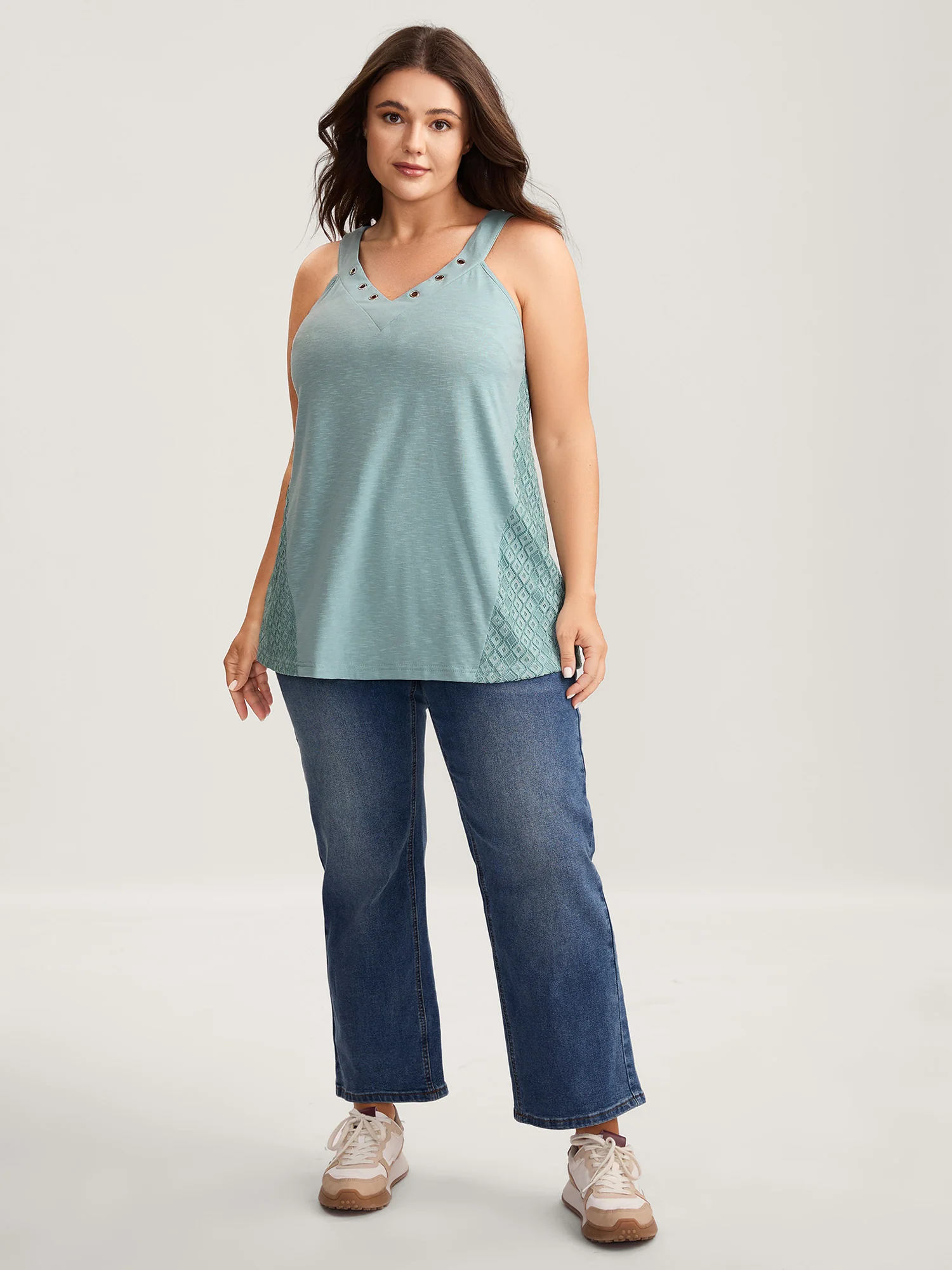 Textured Loop V-Neckline Tank Top