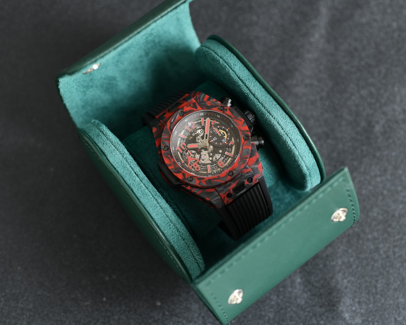 Hublot Big Bang Carbon Fiber Limited Edition