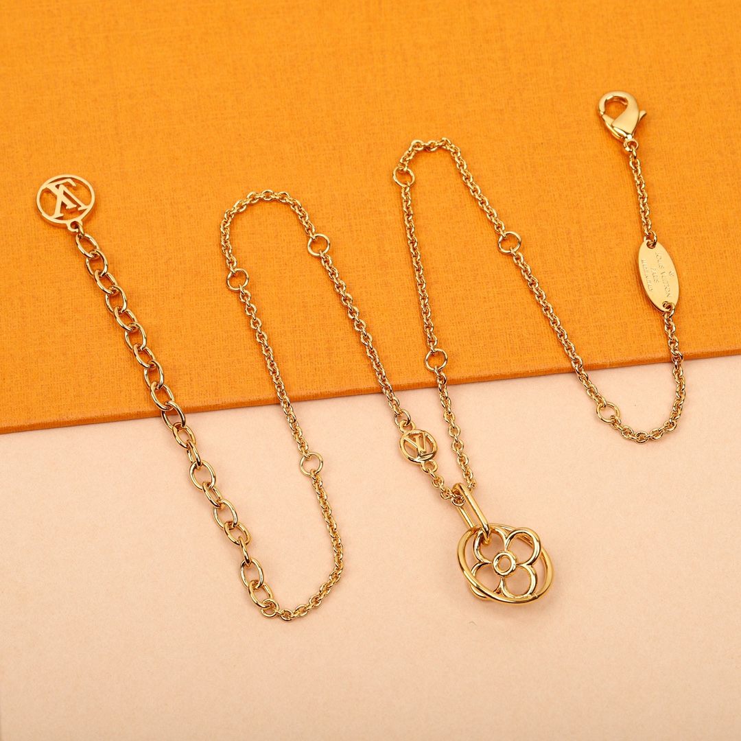 Louis Vuitton Hollow Flower Hoop Necklace