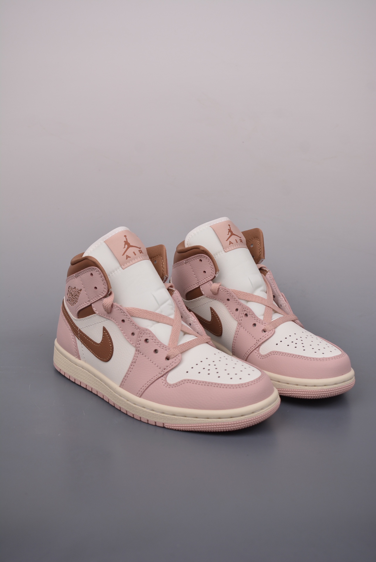Air Jordan 1 Mid Pink White BQ6472-620