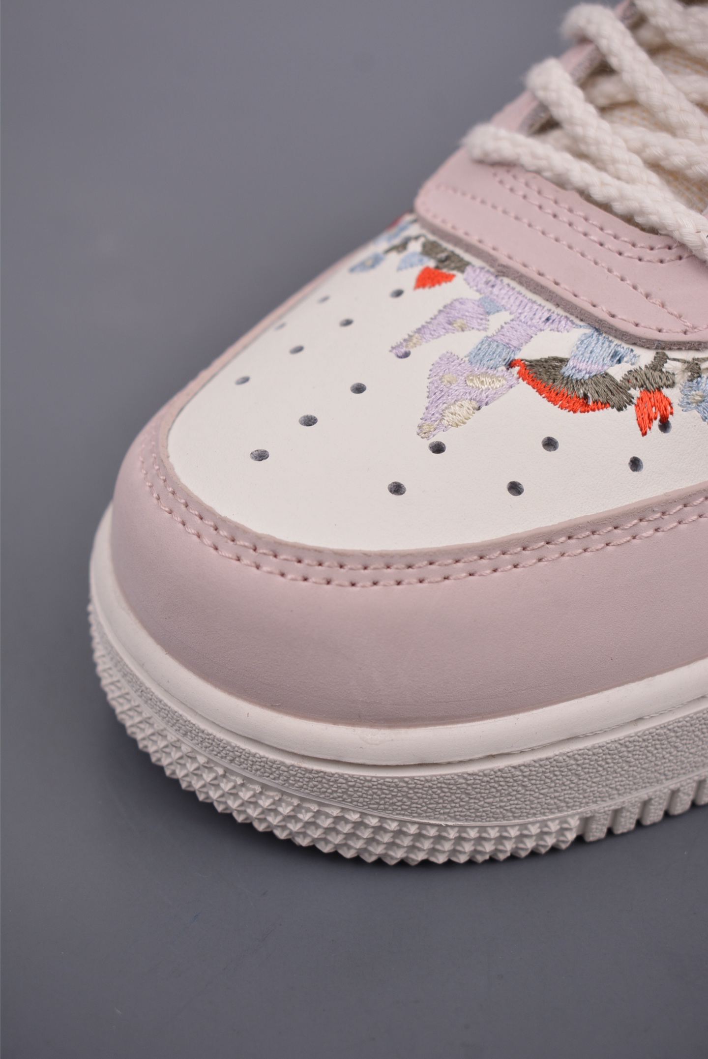 Nike Air Force 1 Low Low-top Sneakers Cherry Pink IB8874-111