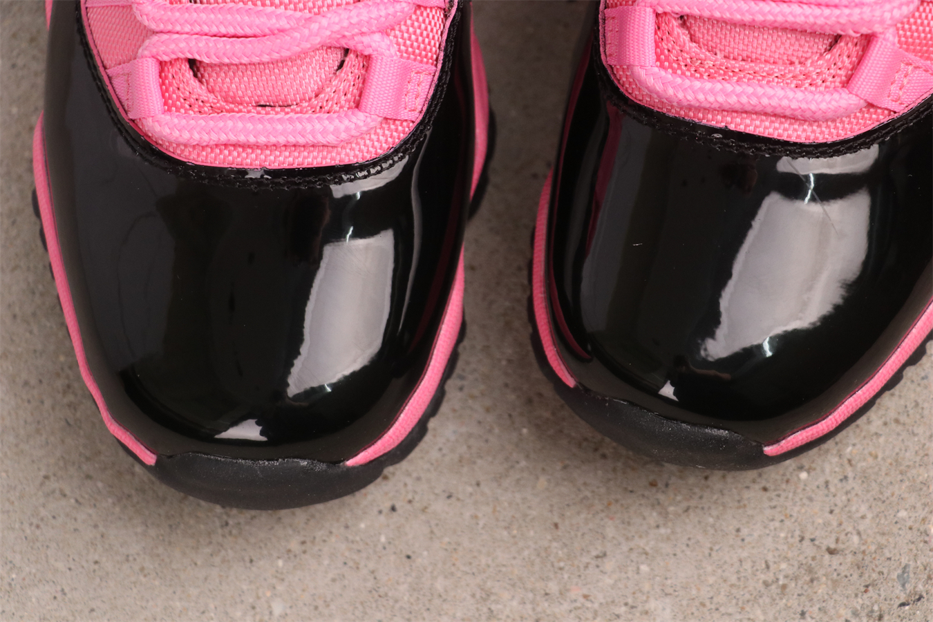 Air Jordan 11 Retro Pink Black Basketball Shoes CT8012-500
