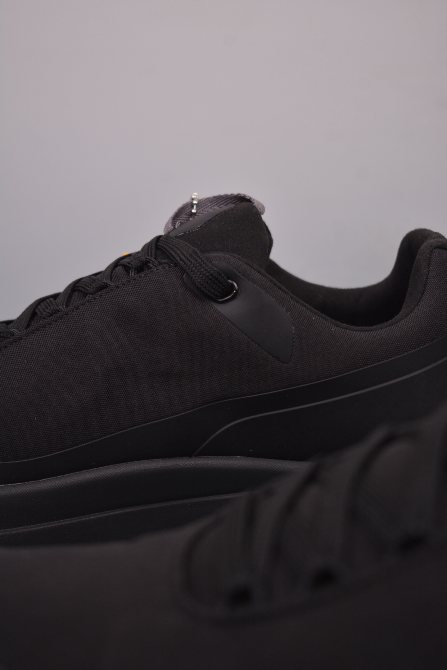 Arc'teryx Sylan GTX Black Gold Label 077218