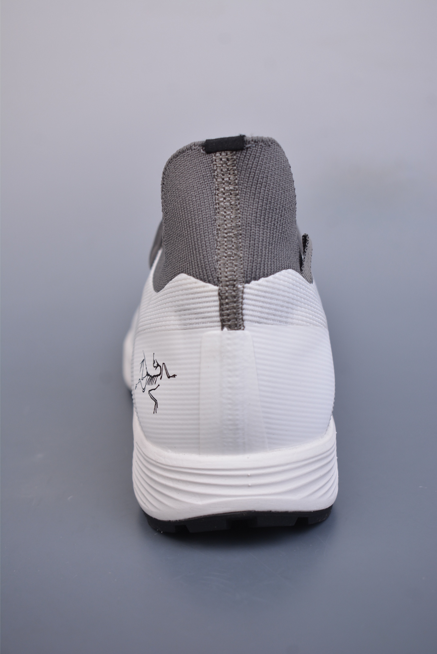 Arc'teryx Norvan SL 3 Running Shoes White Grey 077218