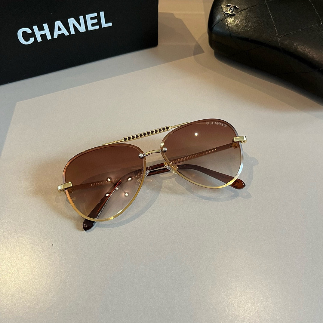 Chanel round frame sunglasses