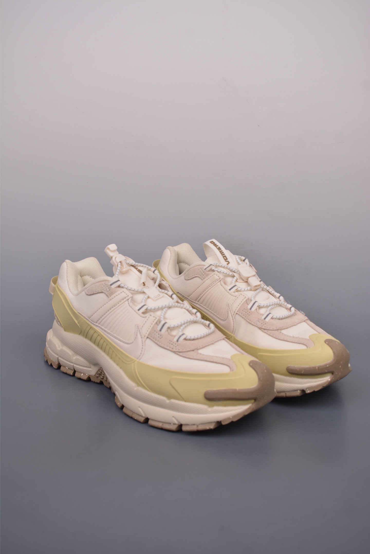 Nike Zoom Vomero 5 RoamPale Ivory Light Khaki FV2295-101