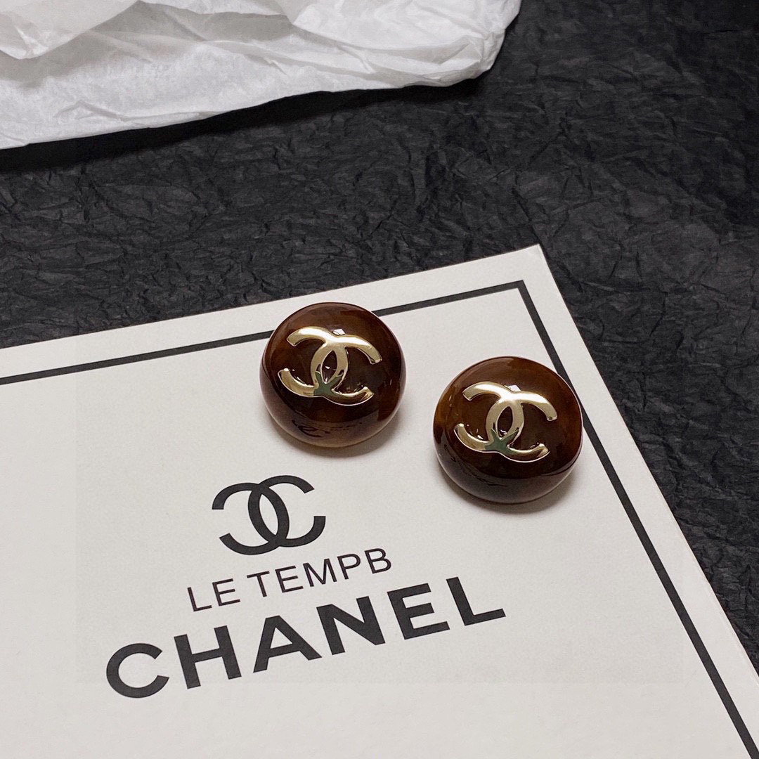 Chanel Vintage Brown Stud Earrings