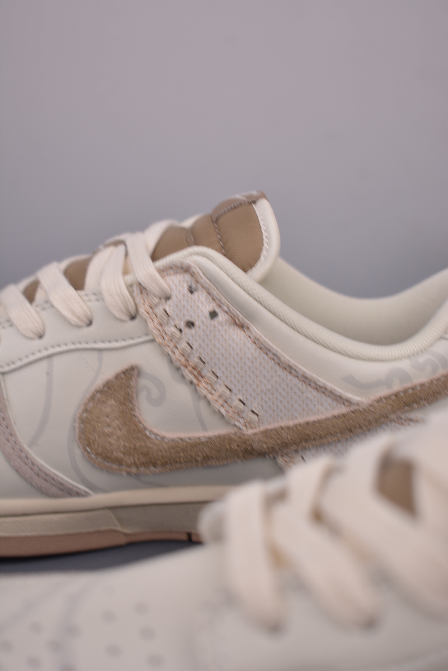Nike SB Dunk Low 