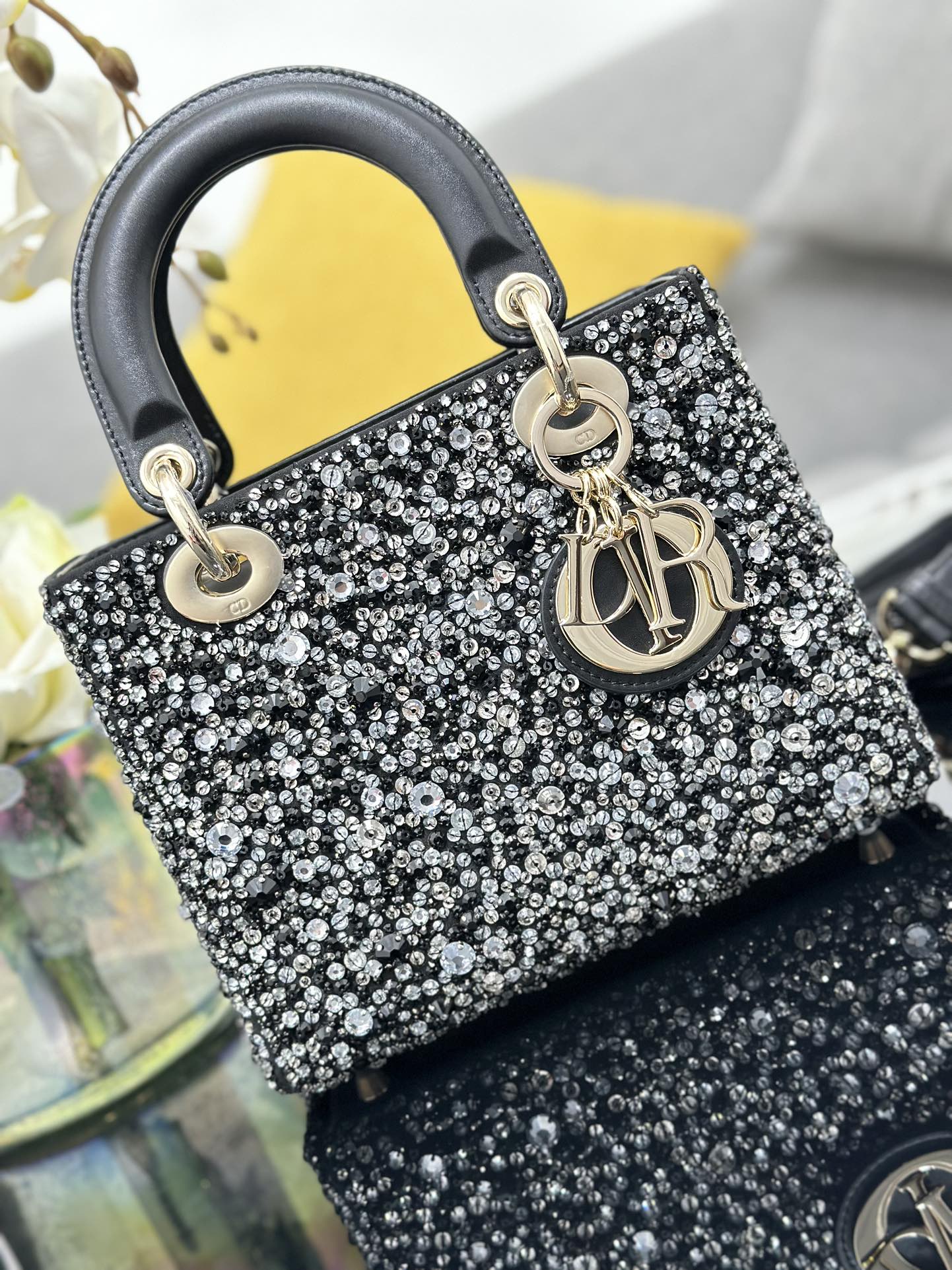 Dior Lady four-grid embroidery diamond black Princess Diana bag M0538