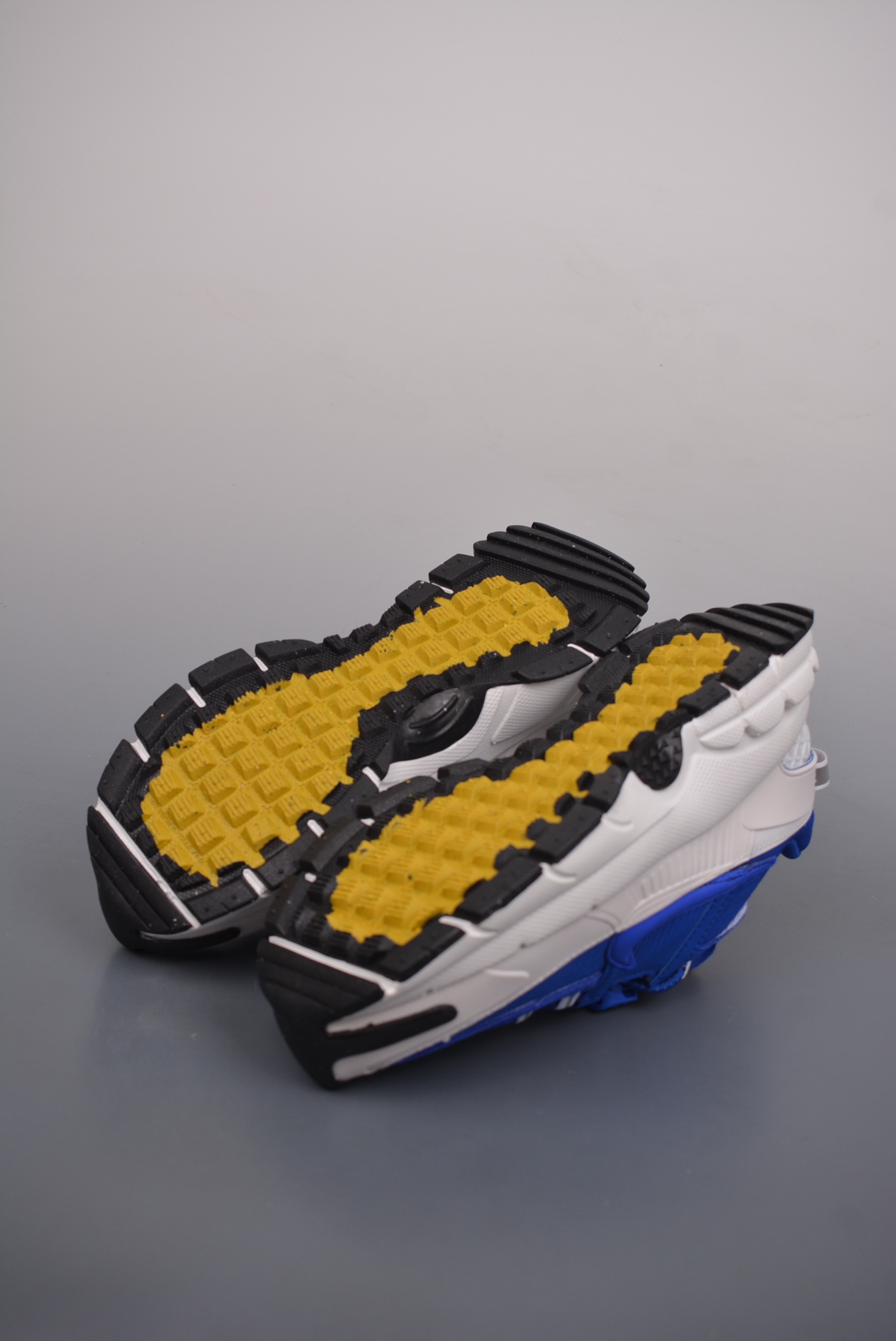 Nike Zoom Vomero 5 Roam Racer Blue FV2295-400