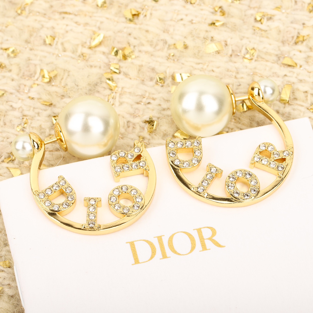 Dior Alphabet Diamond Pearl Earrings