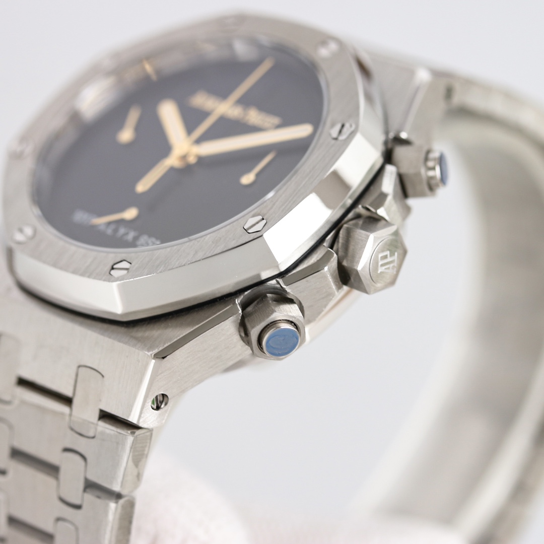 Audemars Piguet Royal Oak 26240BA.OO.1320BA.01