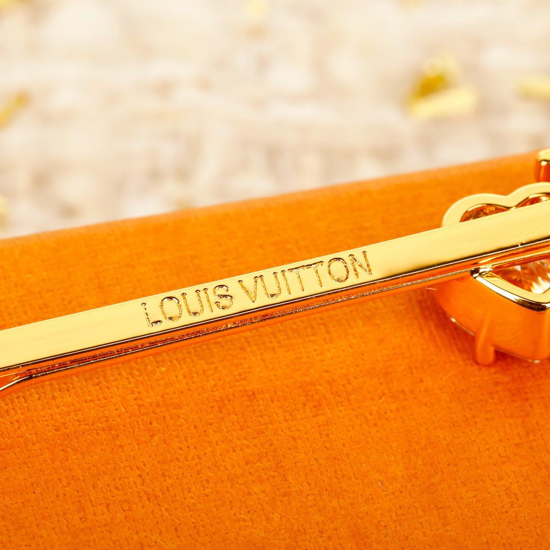 Louis Vuitton Heart Hair Clip