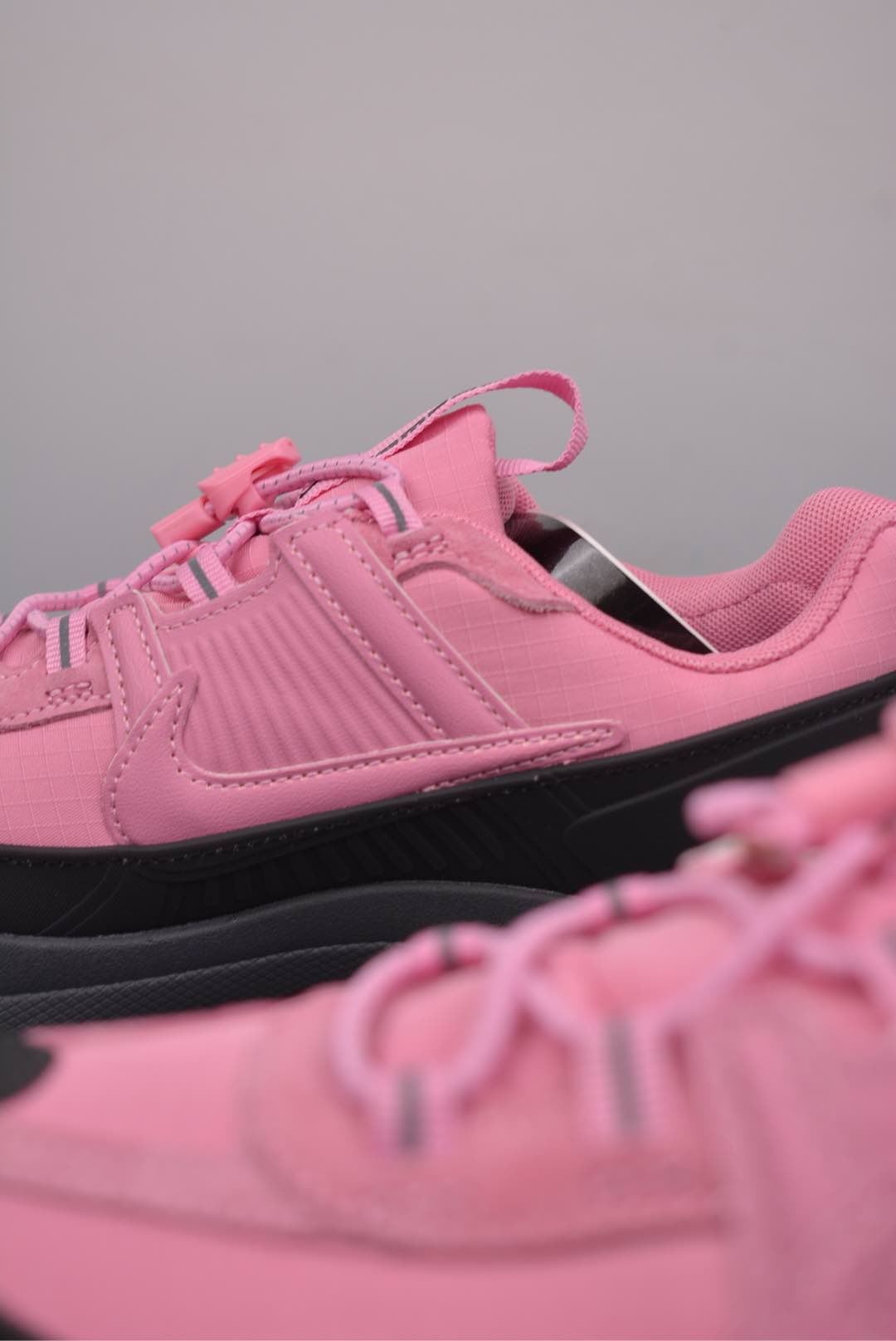 Nike Zoom Vomero 5 RoamElemental Pink HQ2181-300