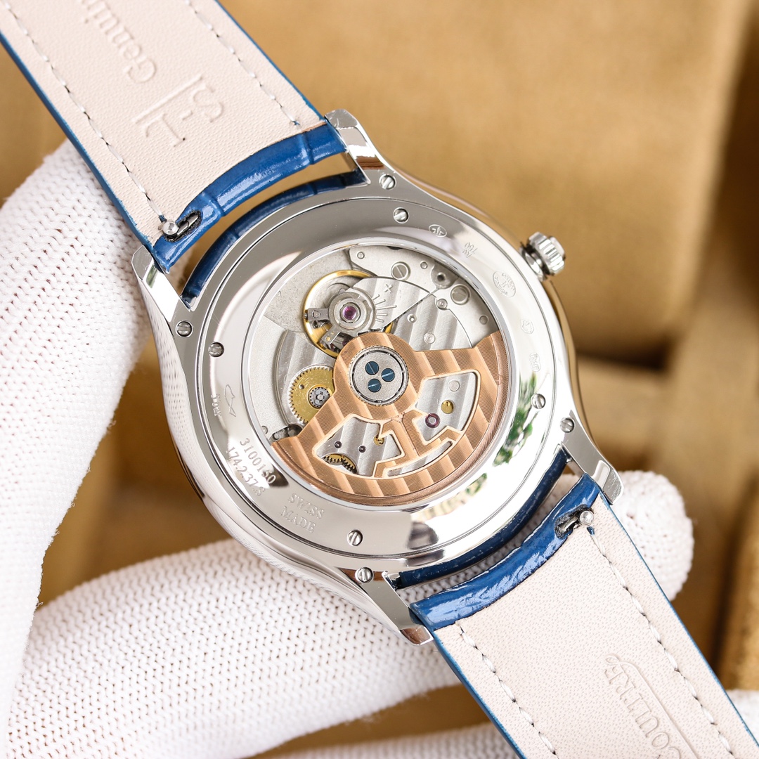 Jaeger-LeCoultre Master Ultra-Thin sector dial