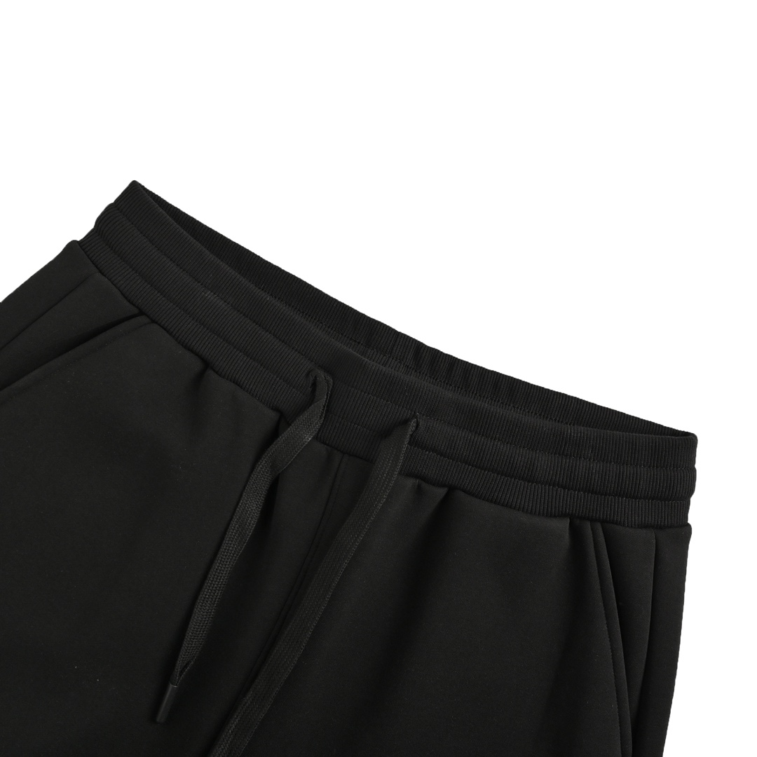 Burberry 24Fw Warhorse Embroidered Fleece Trousers