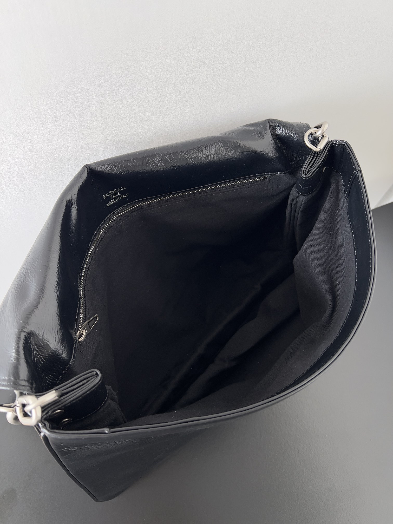 Balenciaga 23Fall BB Soft Bag