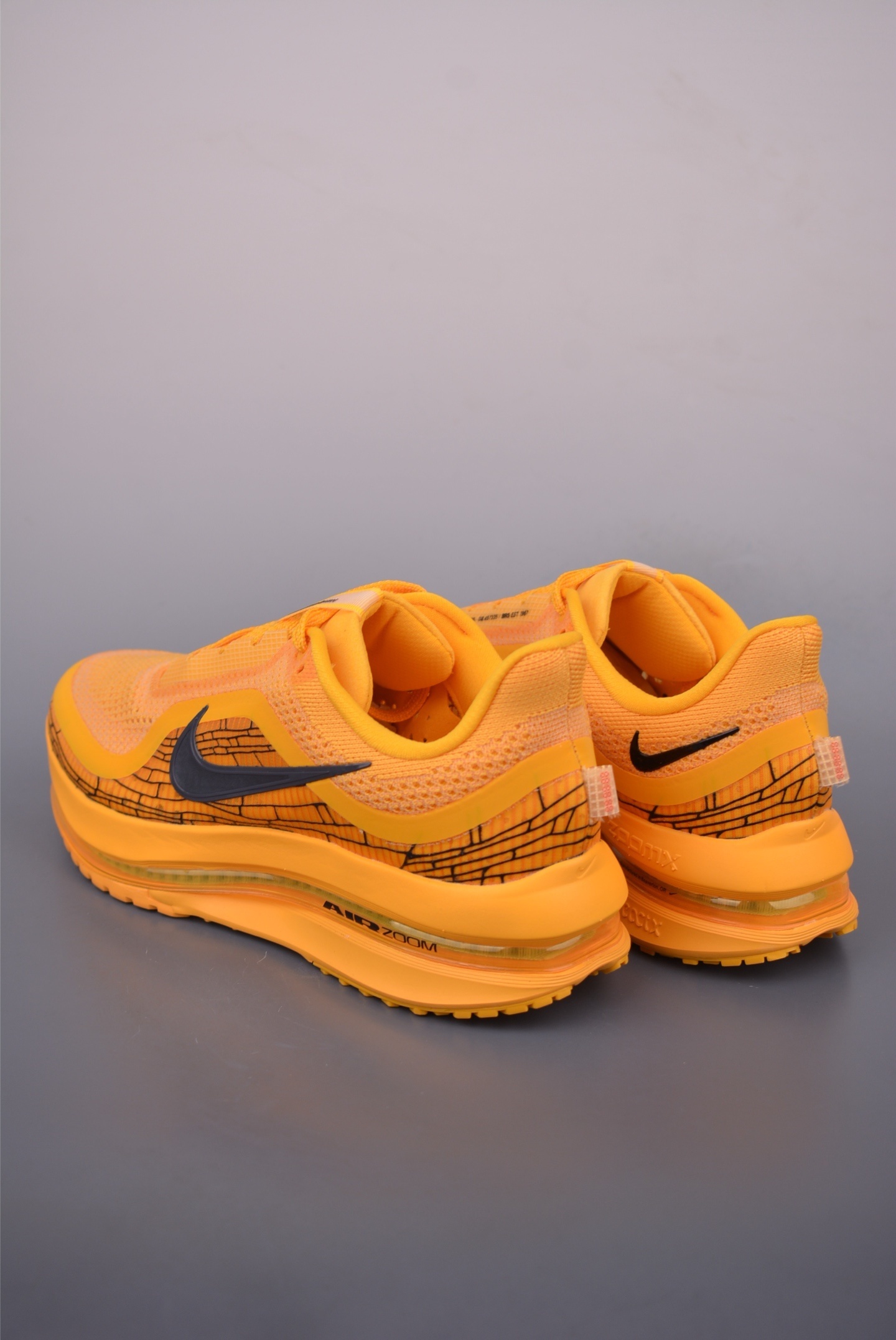 Nike Pegasus Premium LV8 “Modern Mayfly Pack”IH3256-700
