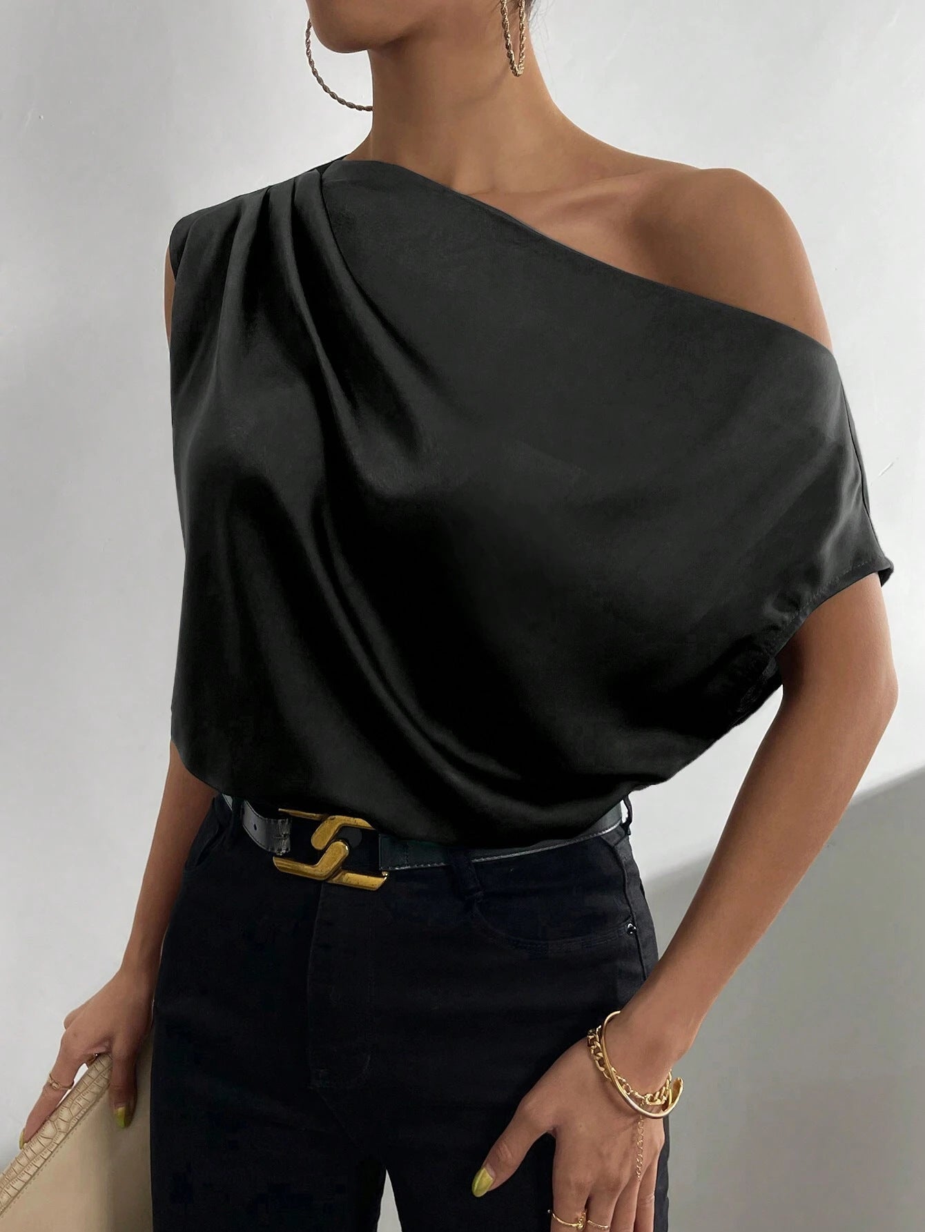 Asymmetric Vest with Diagonal Collar and Pinch Pleated Design for Women