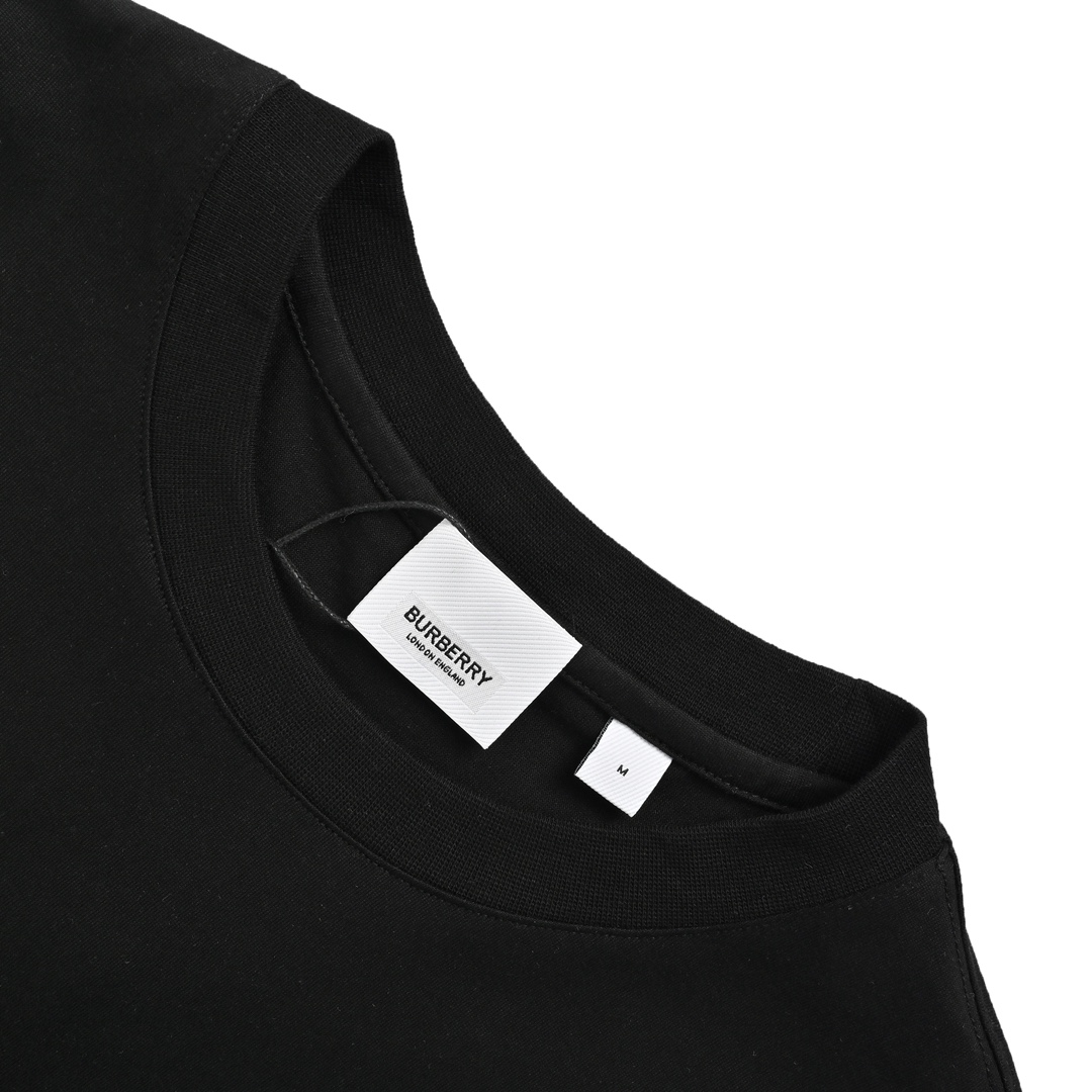 Burberry hollow war horse patch short sleeve