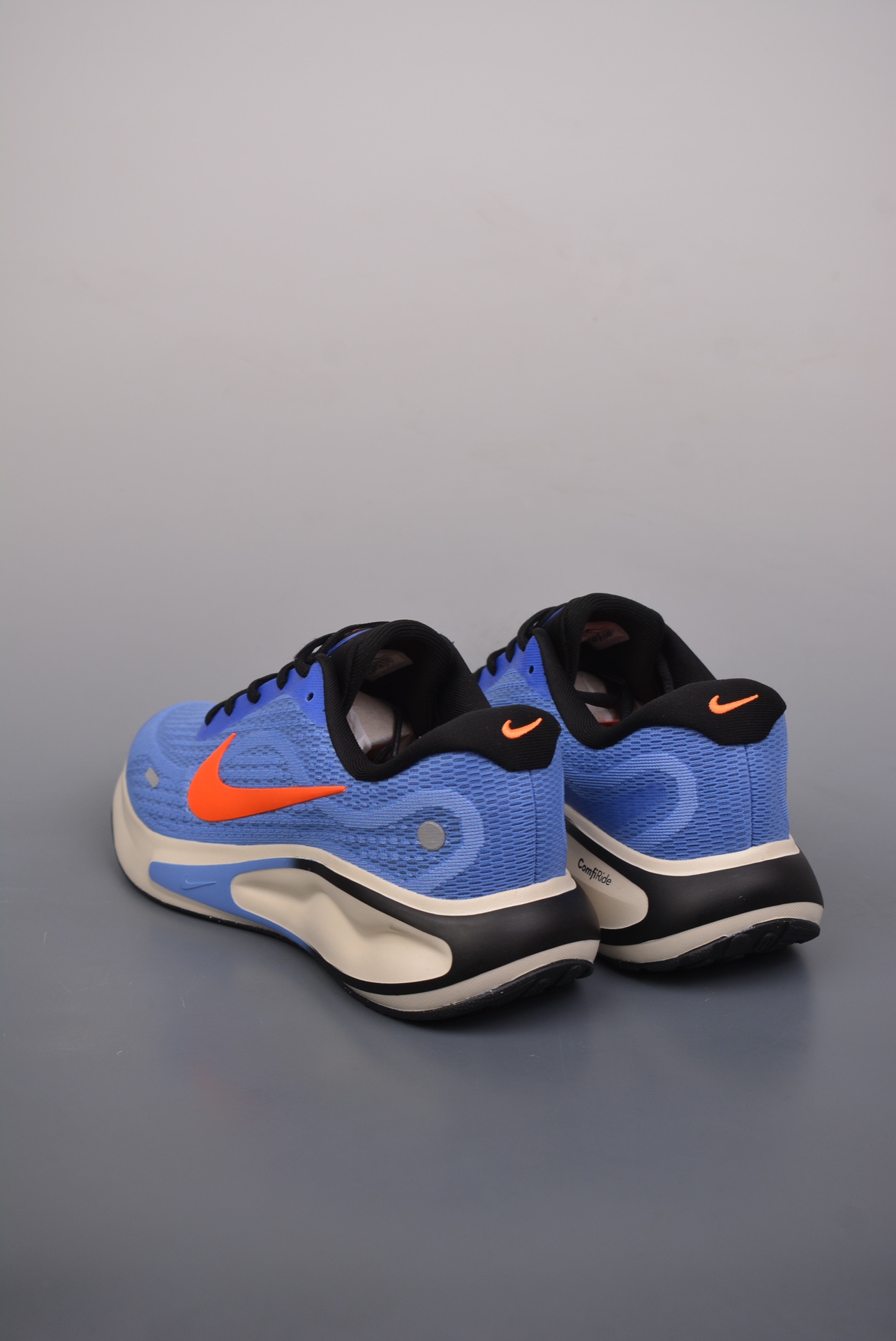Nike Journey Run Astronomy Blue Hyper Crimson FN0228-400