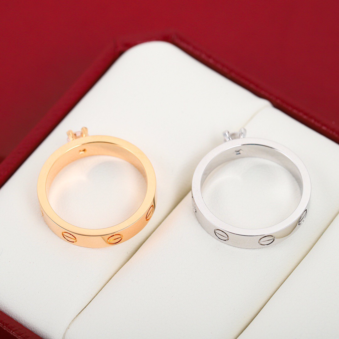 Cartier classic love screw ring